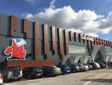 Προμηθευτική Τροφίμων: Η Μασούτης απειλεί με μηνύσεις για προσβολή της φήμης της